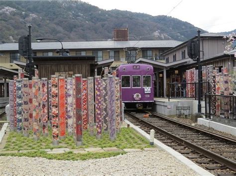 Japan Travel Reports Kimono Forest At Keifuku Randen Arashiyama Station