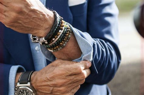 5 Mens Accessories That Will Trend This Fall