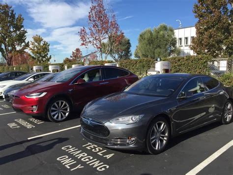 Utilizing an advance loan application could be a beneficial choice if you'd like cash instantly, but before a advance loan software might be an option that is good: Tesla Motors Inc (NASDAQ:TSLA) Model X vs Model S In ...