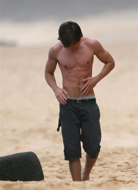Topless Naked Male Celebrities Zac Efron At The Beach