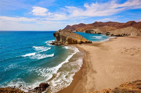 El Parque Natural Del Cabo De Gata N Jar Cuenta Con La Costa Acantilada Mejor Conservada Del
