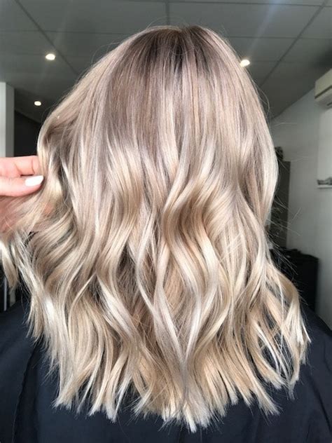 Take inspiration from our bumper blonde hair gallery. "Champagne Bronde" Blends Summer and Fall Hair-Color ...