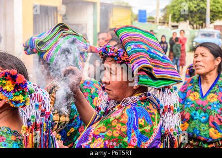 Parramos Guatemala Diciembre los habitantes incluidos los indígenas Maya mujeres