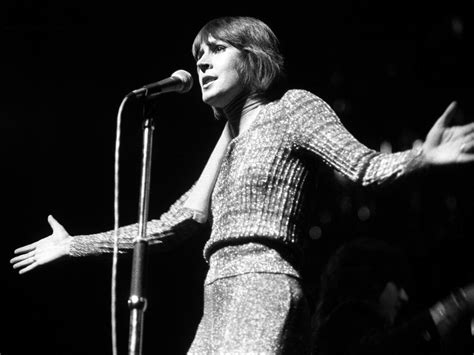 I Am Woman Singer Helen Reddy Is Dead Aged 78 Npr India Entertainment