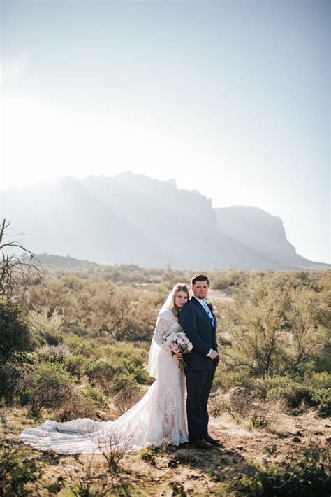 Portfolio Arizona Wedding Photographer Bride And Groom Near The Foggy