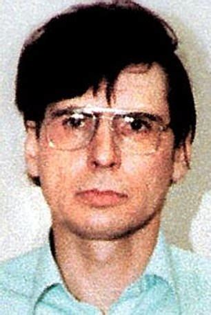 Dennis nilsen was jailed for life in 1983 for the murder of six men. David Tennant set to transform into serial killer Dennis Nilsen in chilling new drama Des ...