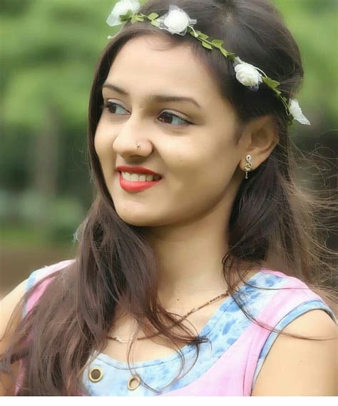 Beautiful Indian Ladies On Instagram Desi Beautiful Girls Blog