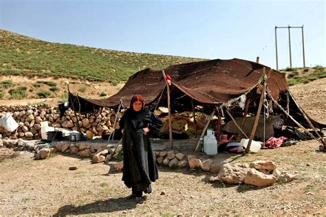 Iran Nomads Tour Living With The Qashqai Tribes Surfiran