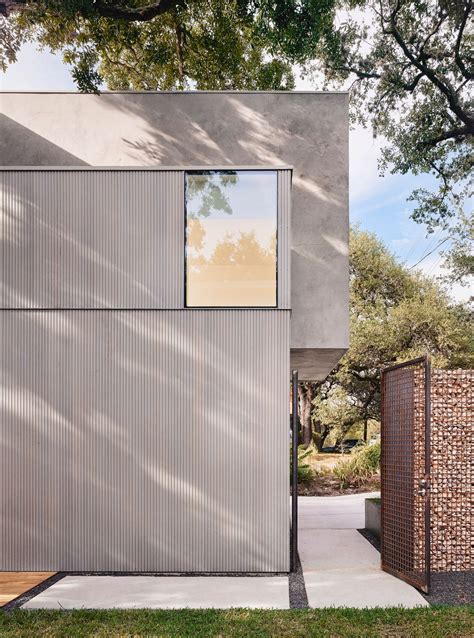 Alterstudio Designs Austin Residence Around Existing Oak Tree