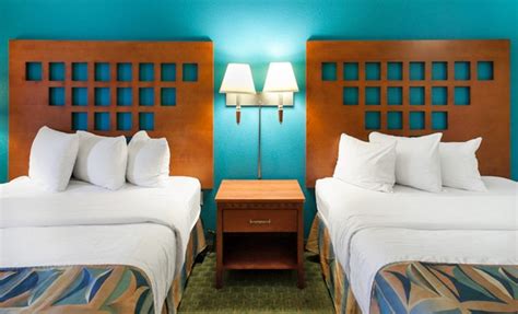Rodeway Inn And Suites Fort Lauderdale Airport And Cruise Port Hotel Groupon