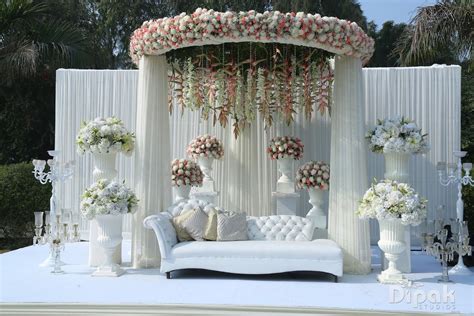 Find and explore indian mandap design images for wedding the wedding is the dream for all the men and women in the world. Unique Stage Decoration Ideas That'll Transform Your ...