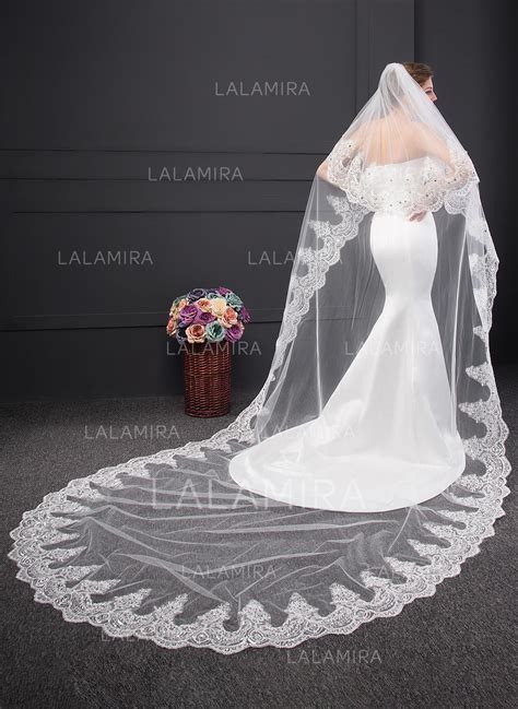 Chapel Bridal Veils Two Tier Classic With Lace Applique Edge With Lace