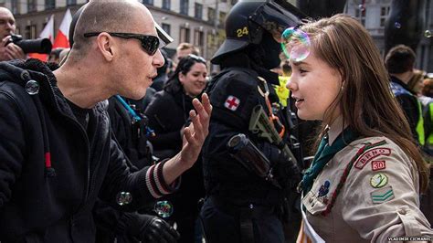 Photo Of Girl Scout Standing Up To Neo Nazi Goes Viral Bbc News