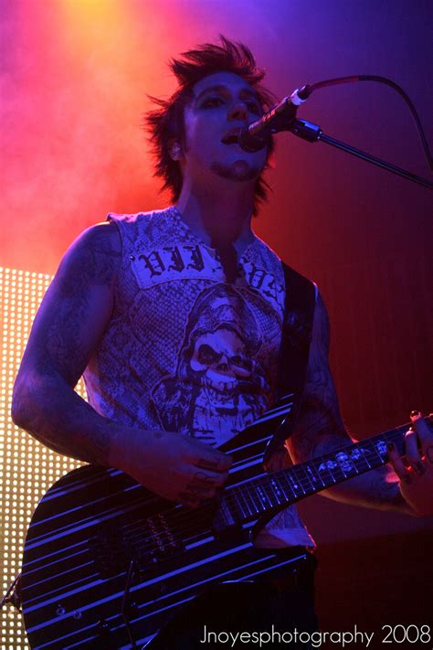 Syn Synyster Gates Photo 3046213 Fanpop