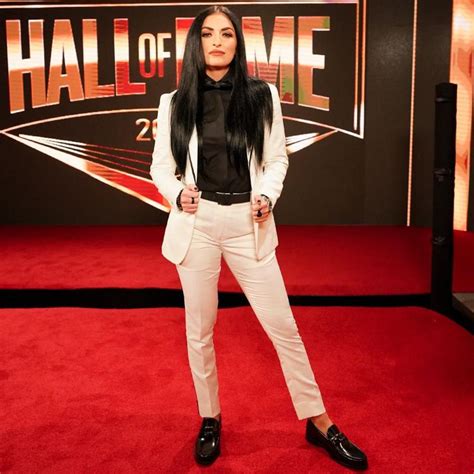 Photos Superstars Walk The Hall Of Fame Red Carpet In Wwe Pro