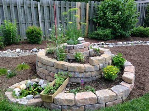 How To Build A Spiral Herb Garden Spiral Garden Design Plants And