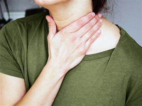Sore Throat On One Side 9 Causes And When To See A Doctor