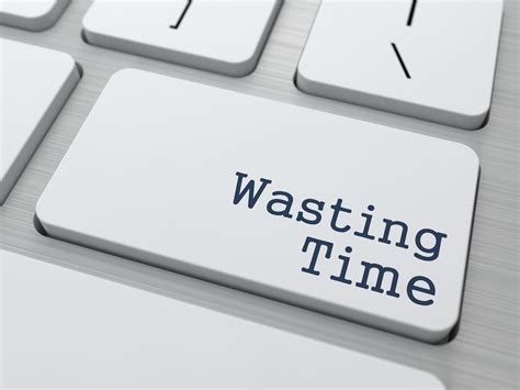 7 Ways To Stop Wasting Time At Work