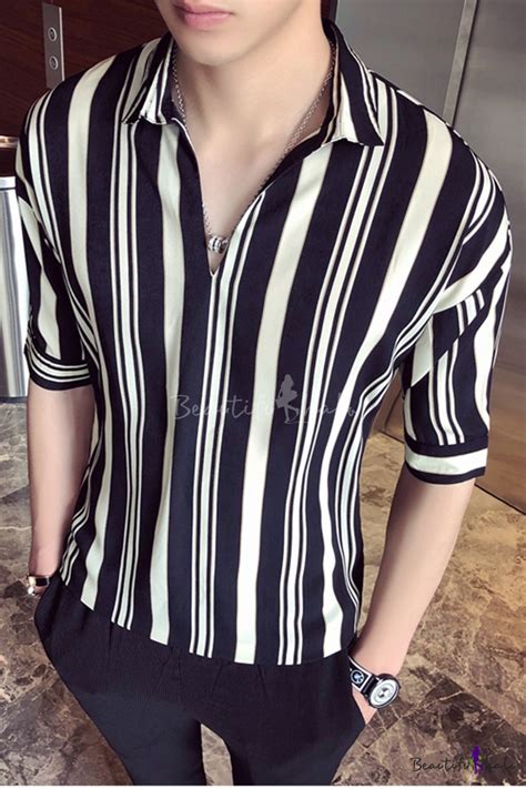 Mens Hot Fashion Striped Printed Half Sleeve Casual Black And White
