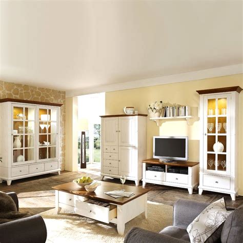 Wohnzimmer in weiss und beige gehalten home entertainment. uncategorized : k\u00fchles wohnzimmer braun beige ...