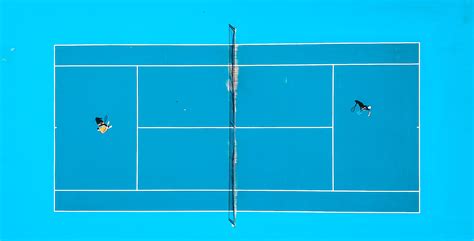 2525x1285 tennis court drom above line hard court player summer overhead drone sport