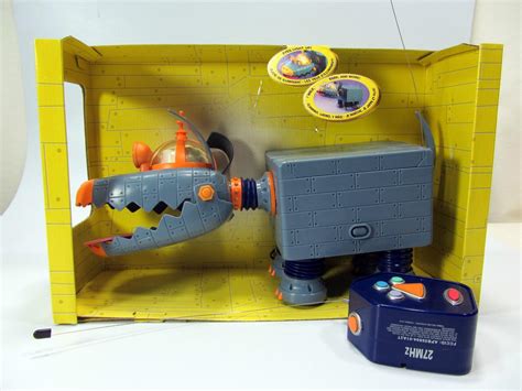 2001 Mattel Jimmy Neutron Boy Genius Radio Controlled K 9 Goddard Toy