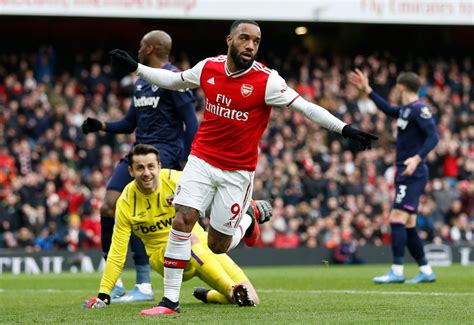 Mirror Football On Twitter Arsenal Player Ratings As Alexandre