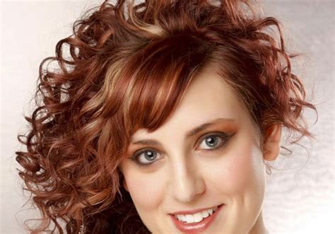 Style a curly loose bun on top of the head and pull off some strands to obtain that glamorous look. 60 Brilliant Brown Hair with Red Highlights
