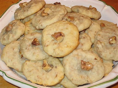 Cream Cheese Pecan Cookies Recipe — Dishmaps
