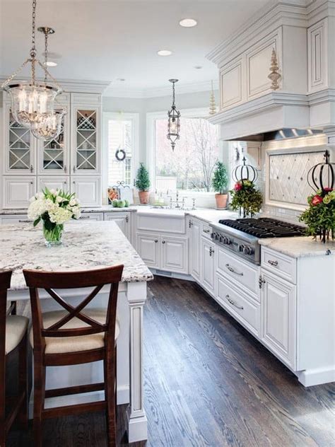 65 Extraordinary Traditional Style Kitchen Designs