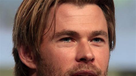 Jadi Pemburu Paus Chris Hemsworth Terdampar Di Pulau Terpencil