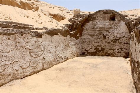 Extensive Wall Decoration Of Boats Found In Ancient Egyptian Tomb Archaeofeed
