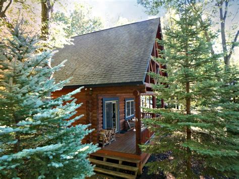 Getting away from the hustle and bustle of the city sometimes means getting away from the distractions of modern life like television and the internet. The Evergreen-Near Deep Creek Lake Has Mountain Views and ...