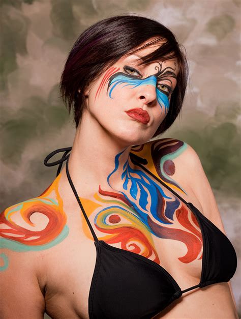 Some Body Paint And Models From Local Photo Show People In
