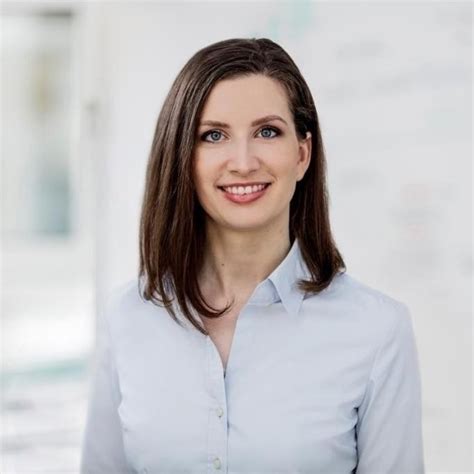 Anja Kühnel Team Lead Hr Management Tech Deutsche Kreditbank Ag