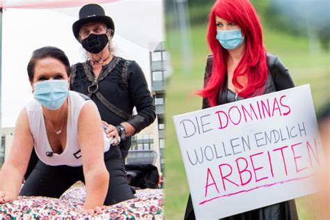 Sexarbeiterinnen Demonstrieren Am Landtag Öffnet Die Bordelle Tag24