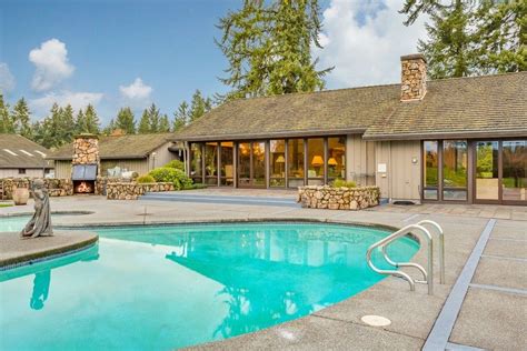 The best real estate search engine specializing in west seattle homes, condos, view properties, beach curious to know what which home is currently ranked as the most expensive home for sale in w many homes have beautiful sunrise or sunset views. Real Estate Seattle Washington, Homes for Sale in Seattle ...