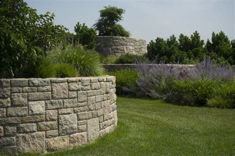 Natural Stone Retaining Walls Stone Options For Retaining Walls Ct