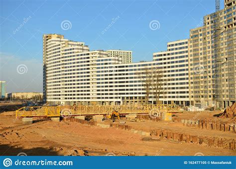Check spelling or type a new query. Excavator For Digging A Pit For The Construction Of An ...