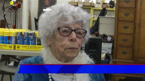 104 year old woman still playing piano at muskegon flea market youtube