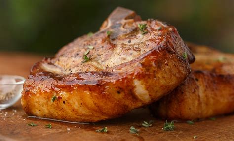 _­⬇⬇⬇⬇ click for recipe ⬇⬇⬇⬇_ printable recipe: Barbecuing Pork Chops - How to Barbecue Pork Chops | Kingsford