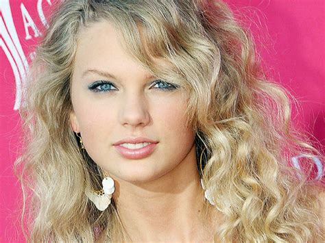 Taylor Swift From Country Teen To Worlds Most Powerful Popstar Gigwise