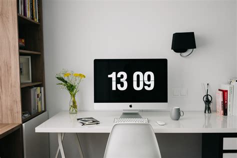 5 Ide Dekorasi Meja yang Bisa Membuat Kamu Lebih Bersemangat Saat Bekerja