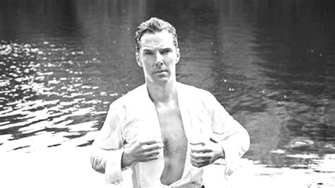 Benedict timothy carlton cumberbatch was born and raised in london, england. Benedict Cumberbatch strips down for charity - TODAY.com