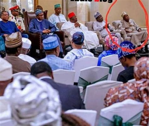 Gov Ganduje Caught Sleeping During Buharis Meeting With Nigerians In