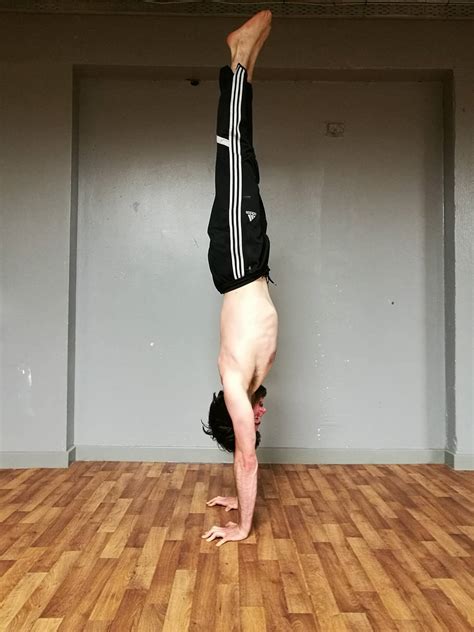 The Ultimate Guide To Troubleshooting Your Handstand Calisthenics Academy