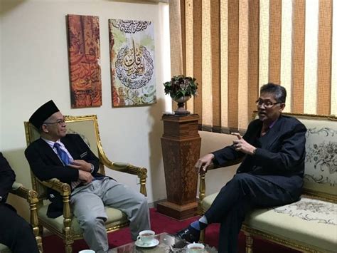 Nombor talian kedutaan ialah (202) 37610013/ 19/68/73 atau bilik operasi kedutaan. Timbalan Yang Dipertua YADIM kunjungi Duta Besar di Mesir ...