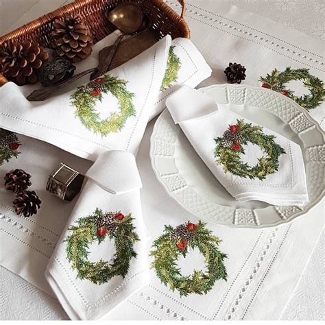 Christmas Wreath Embroidered Napkins Etsy