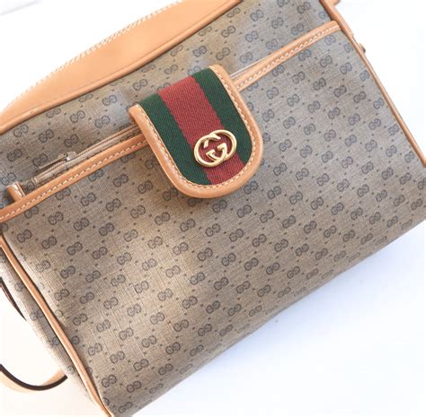 Gucci 1980s Mini Gg Monogram Crossbody Bag Nitryl
