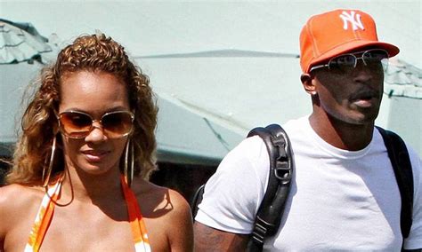 Disgraced Former NFL Player Chad Johnson Files Divorce From Evelyn